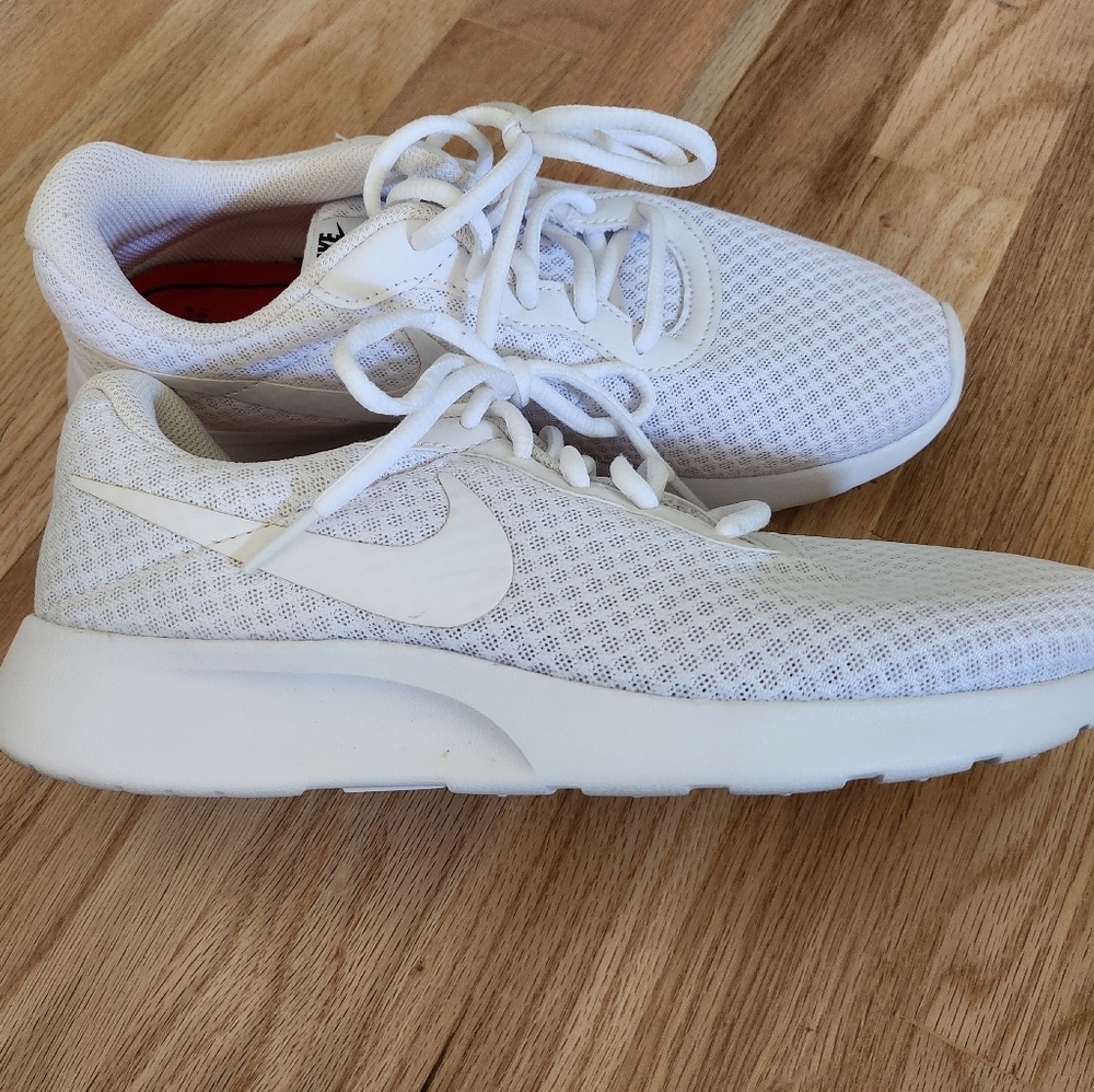 White Nike Sneakers